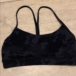 Dark camo lululemon sports bra